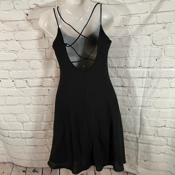 Little Black Dress - Picture 3 of 3